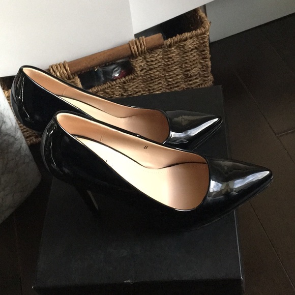 Sergio Bari heels size 8. - Picture 3 of 6